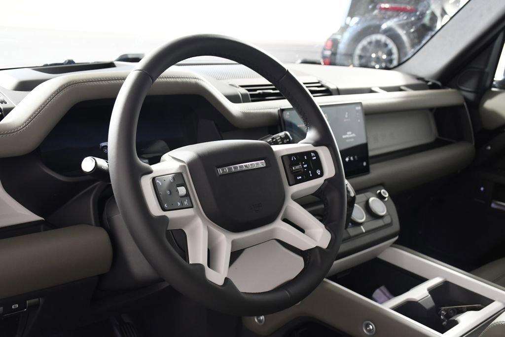 Certified 2025 Land Rover Defender 110 S image 13