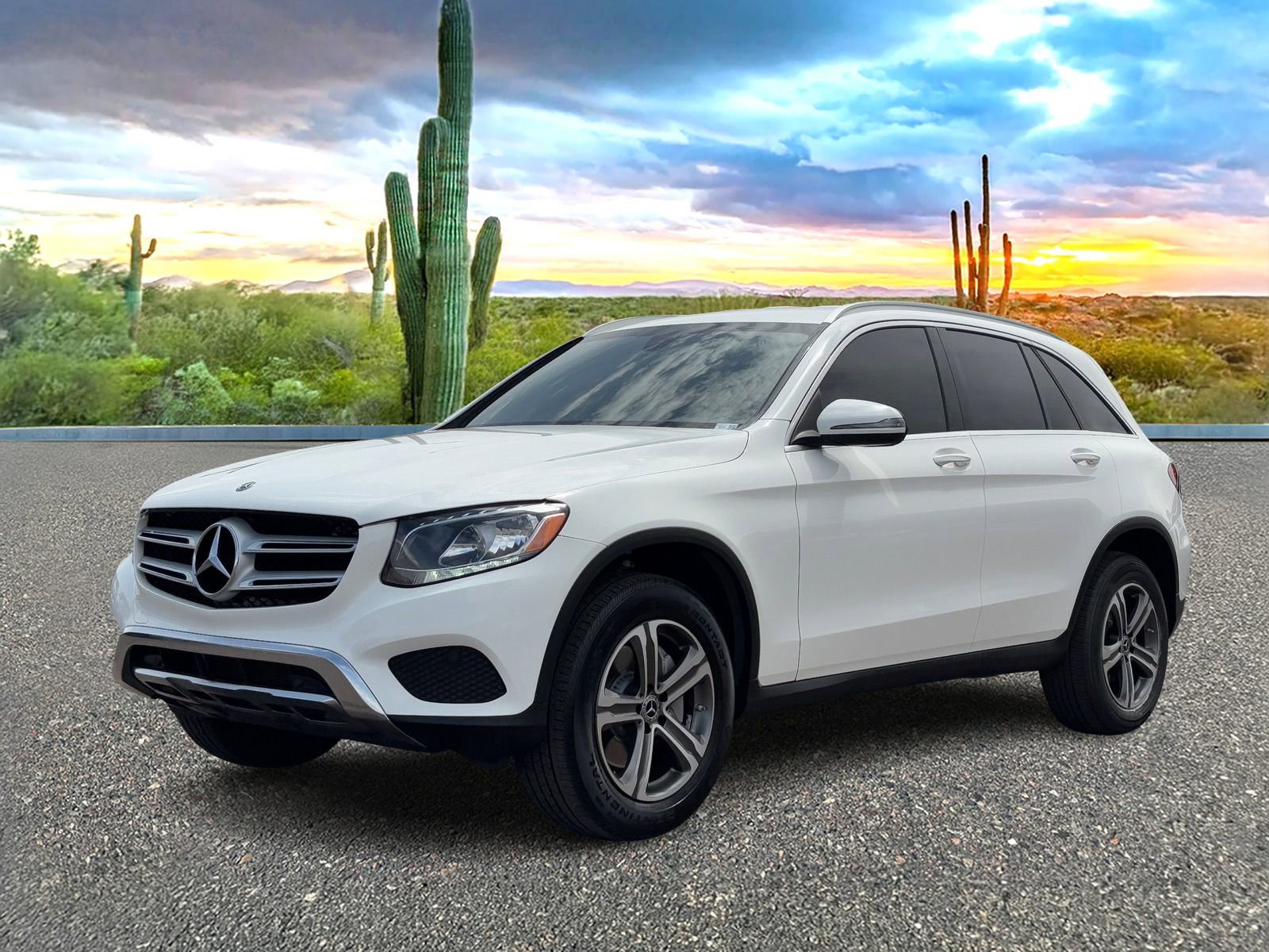 Used 2019 Mercedes-Benz GLC 300 image 2