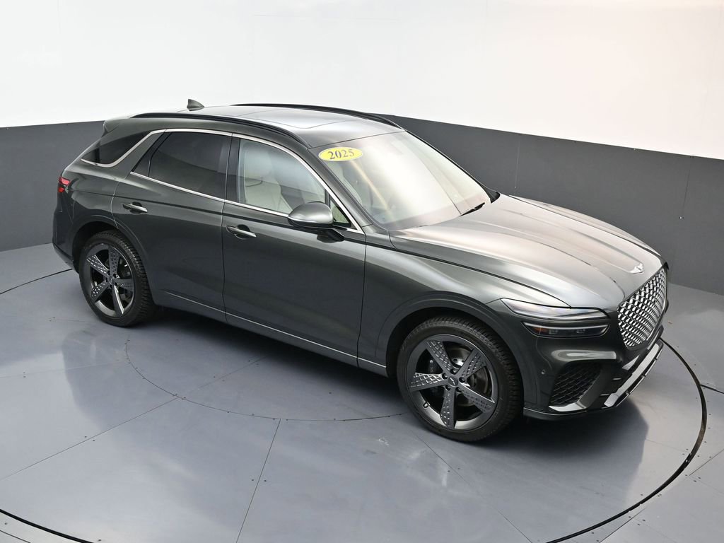 Used 2025 Genesis GV70 3.5T Sport w/ Sport Prestige Package image 16