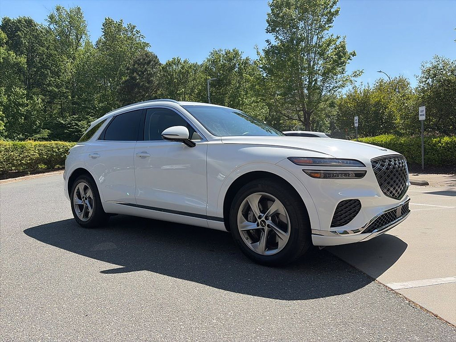 Certified 2026 Genesis GV70 2.5T Select AWD/4WD image 2