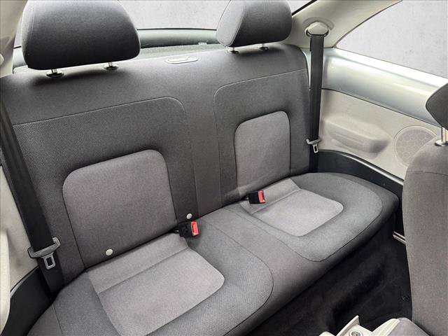 Used 2003 Volkswagen Beetle GLS FWD image 18