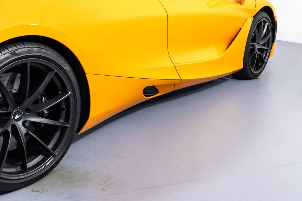 Used 2021 McLaren 720S Performance image 20