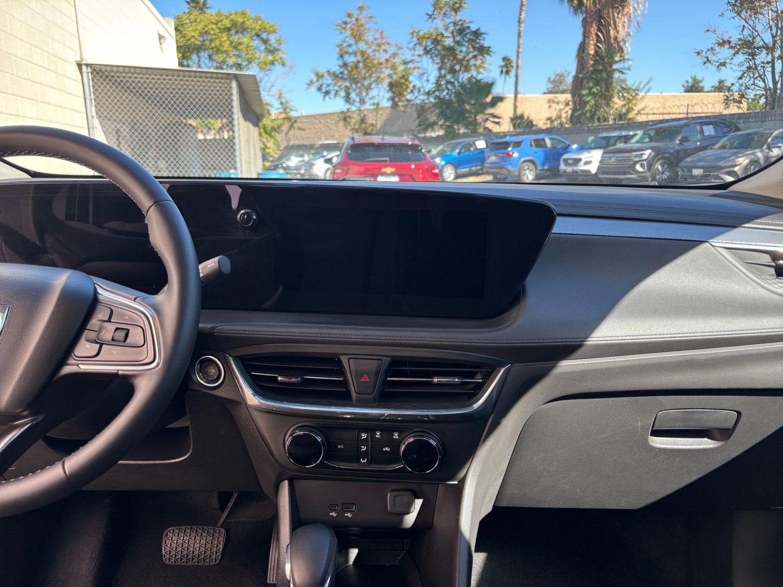 Used 2025 Buick Encore GX Preferred image 18