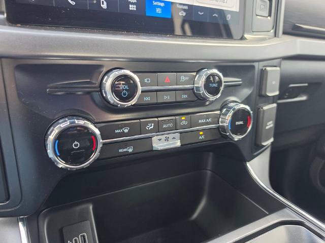 Used 2026 Ford F150 XLT w/ XLT Black Appearance Package RWD image 27