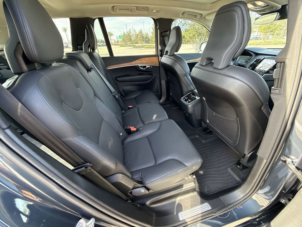 Used 2024 Volvo XC90 B6 Plus image 17
