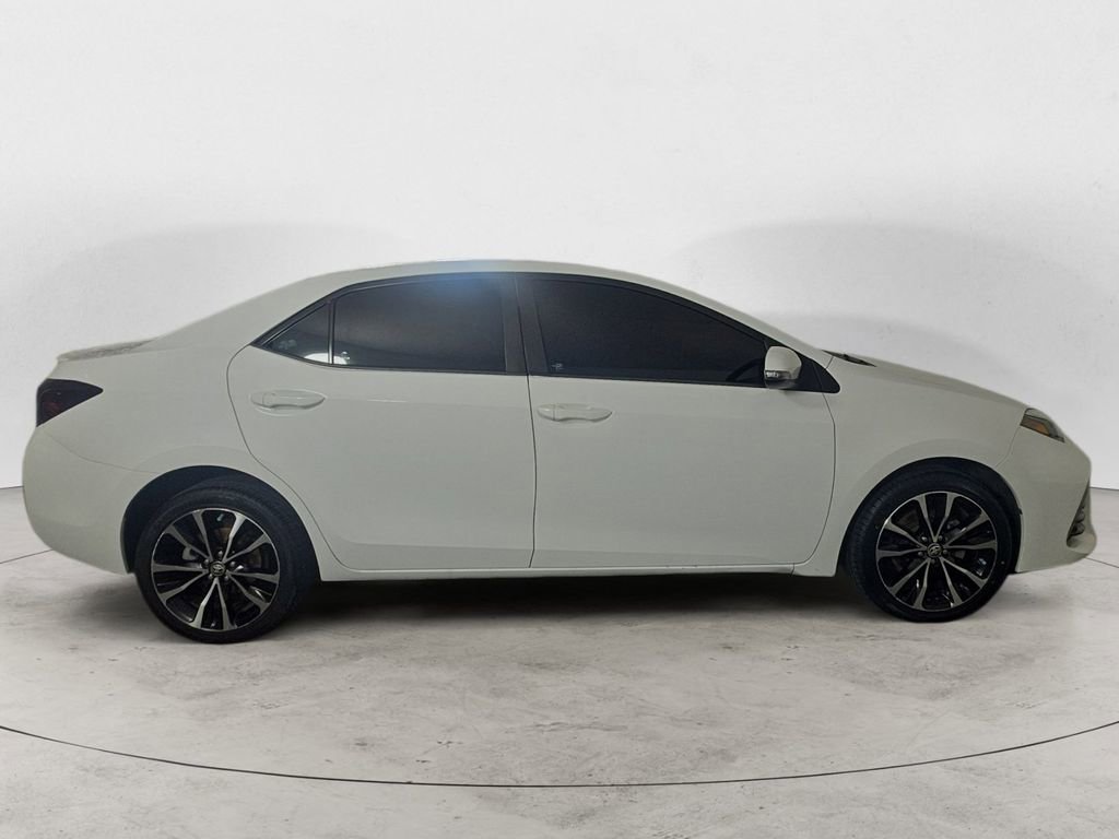Used 2017 Toyota Corolla SE w/ Carpet Mat Package (TMS) FWD image 6