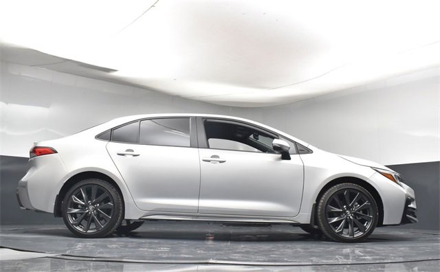 Used 2025 Toyota Corolla SE image 37