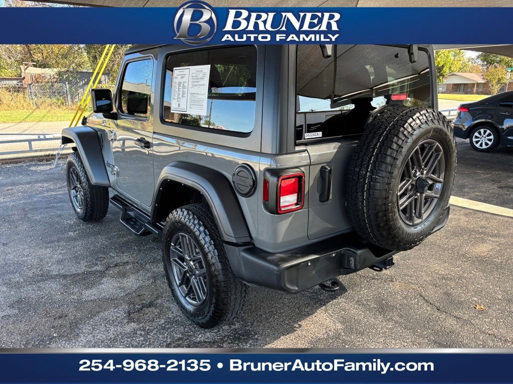 Used 2021 Jeep Wrangler Sport image 8