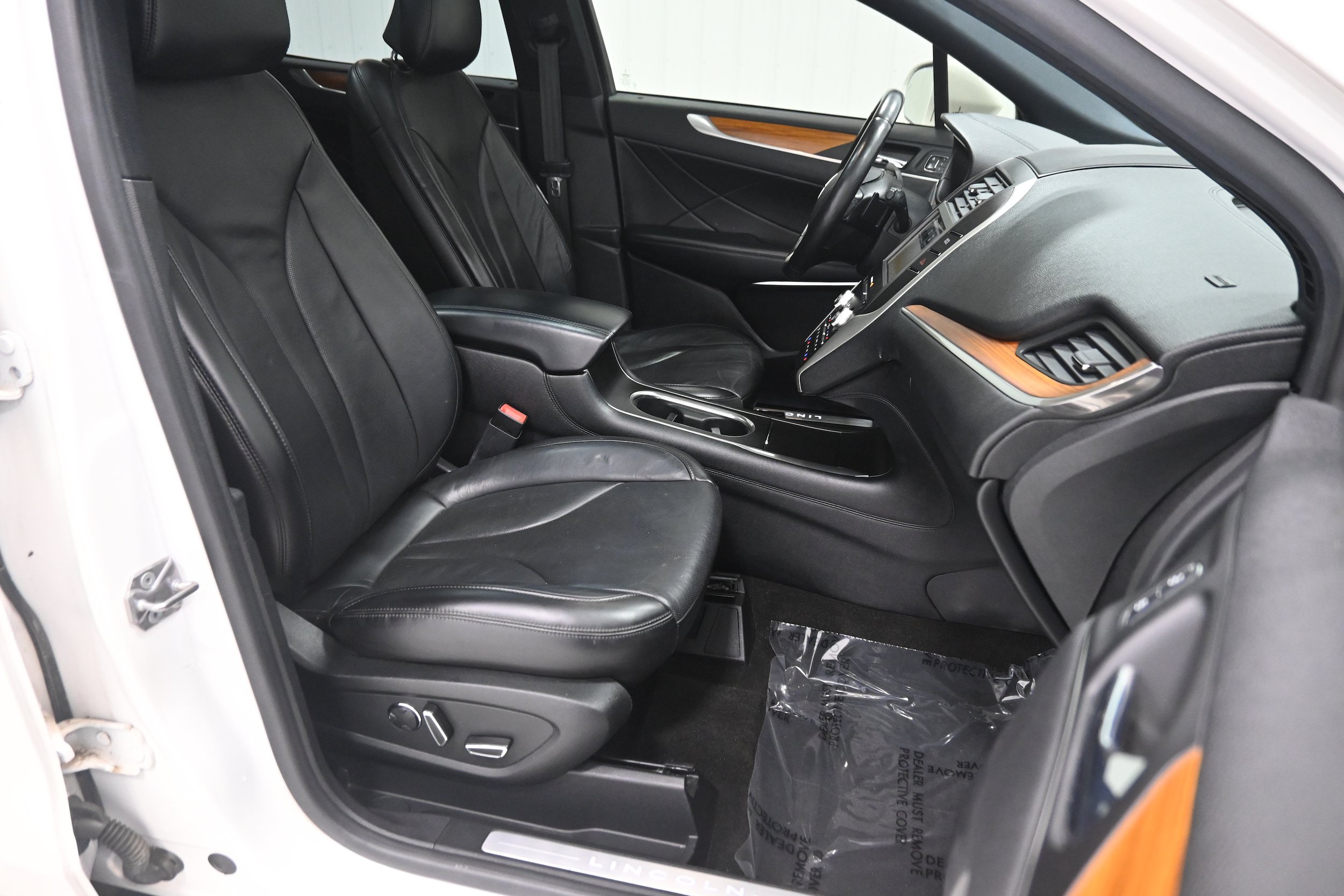 Used 2019 Lincoln MKC Reserve AWD/4WD image 26