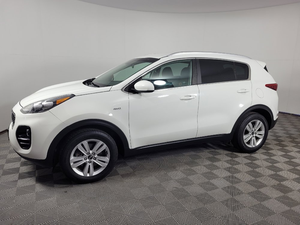 Used 2019 Kia Sportage LX w/ LX Popular Package AWD/4WD image 2