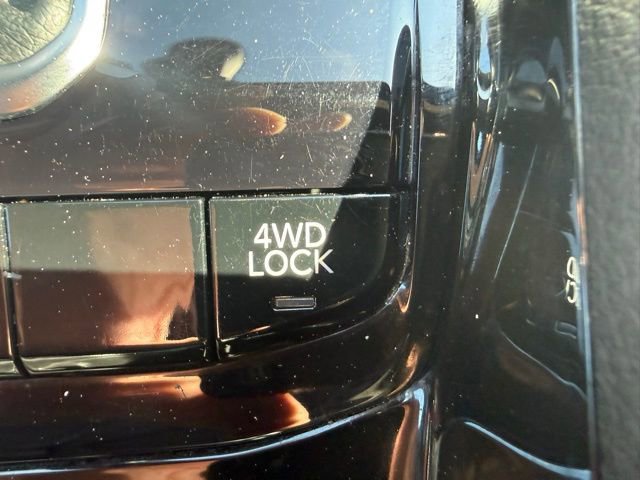 Used 2024 Jeep Compass Latitude w/ Altitude Special Edition image 29