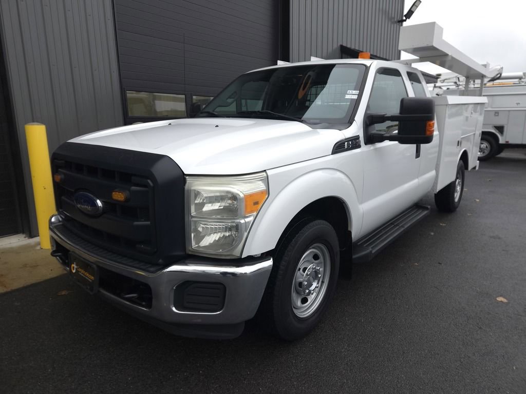 Used 2015 Ford F250 XL w/ Power Equipment Group image 2