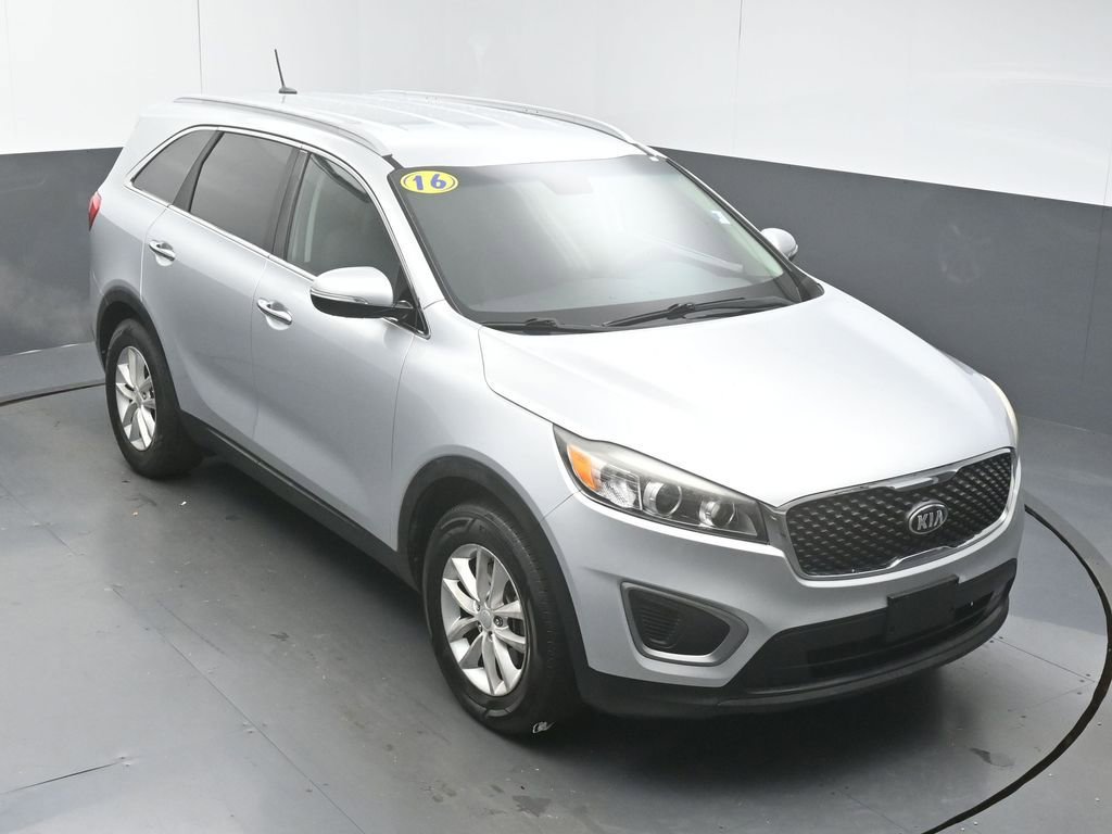 Used 2016 Kia Sorento LX FWD image 41