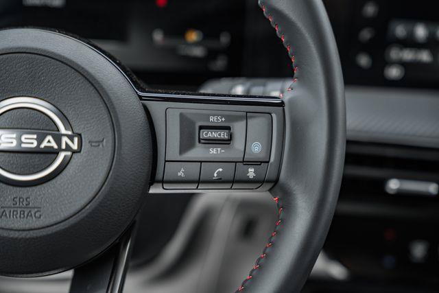 New 2025 Nissan Kicks SR w/ Illumination Package AWD/4WD image 25