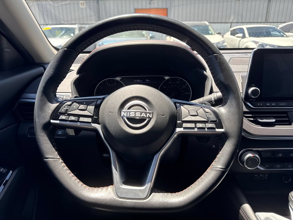 Used 2023 Nissan Altima 2.5 SR AWD/4WD image 14
