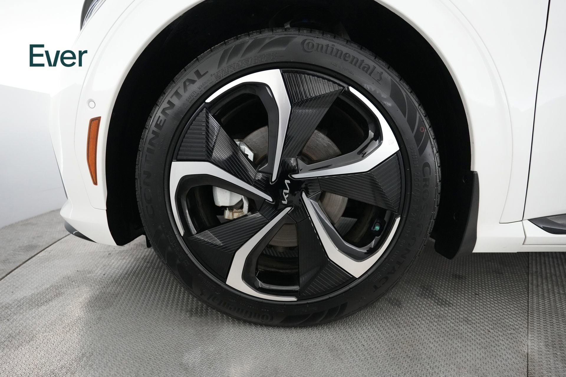 Used 2024 Kia EV6 GT-Line AWD/4WD image 18