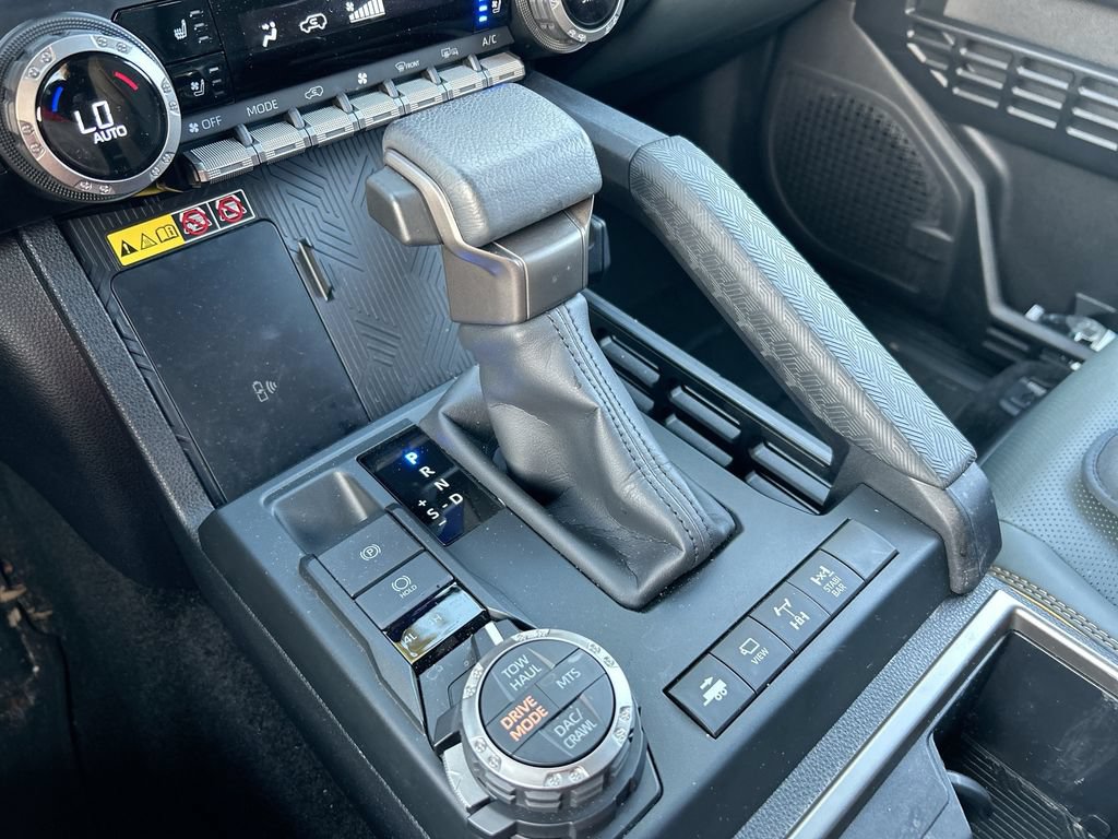 Certified 2025 Toyota 4Runner Platinum AWD/4WD image 19