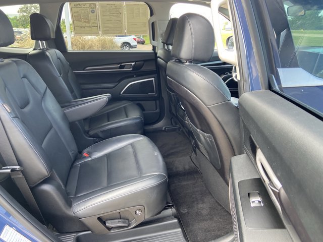 Used 2025 Kia Telluride S image 14