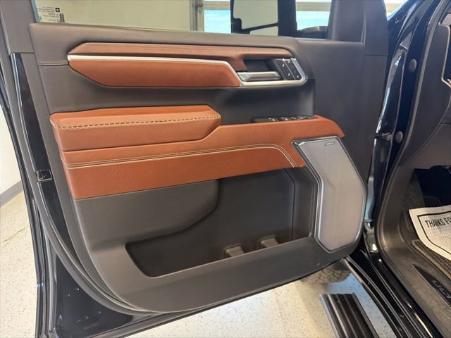 Used 2024 GMC Sierra 3500 Denali Ultimate image 48