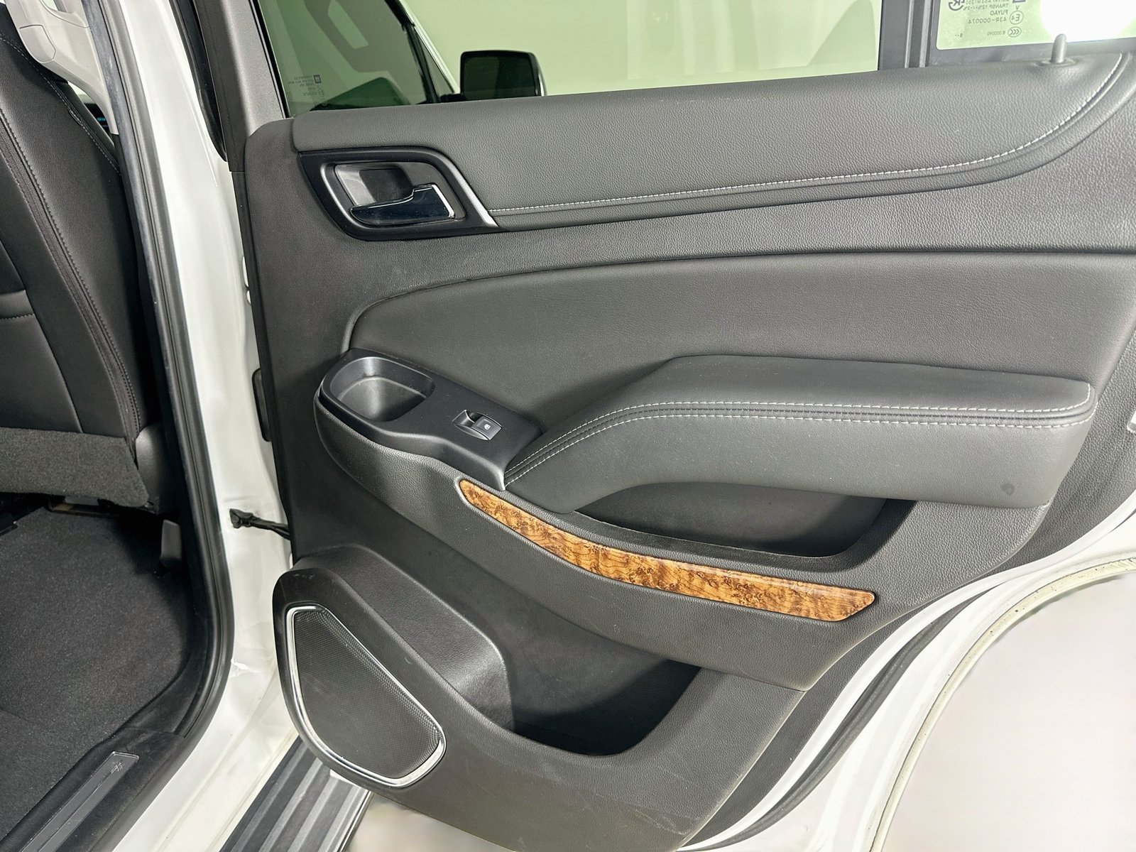 Used 2019 Chevrolet Tahoe Premier w/ RST 6.2L Performance Edition AWD/4WD image 42