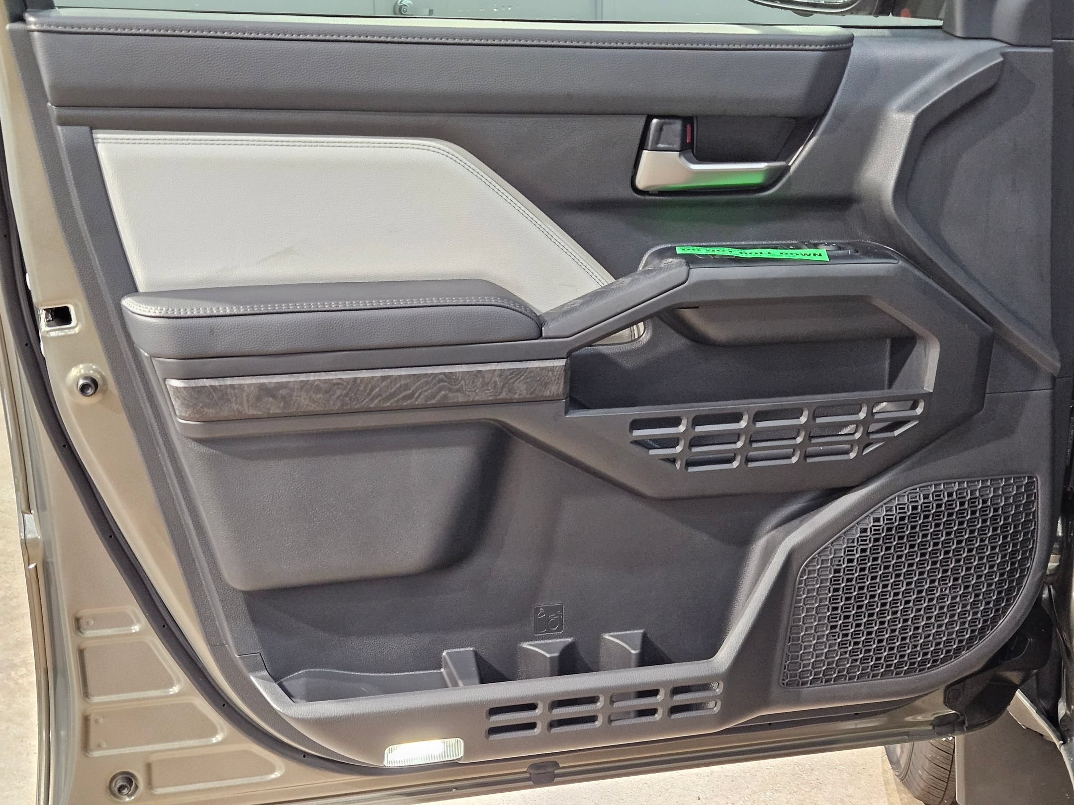 New 2026 Toyota Tacoma Limited AWD/4WD image 11