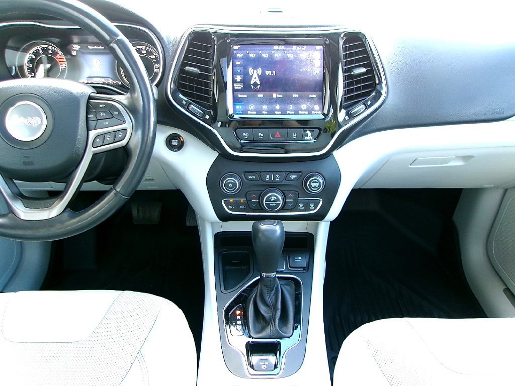 Used 2021 Jeep Cherokee Limited w/ Elite Package FWD image 12