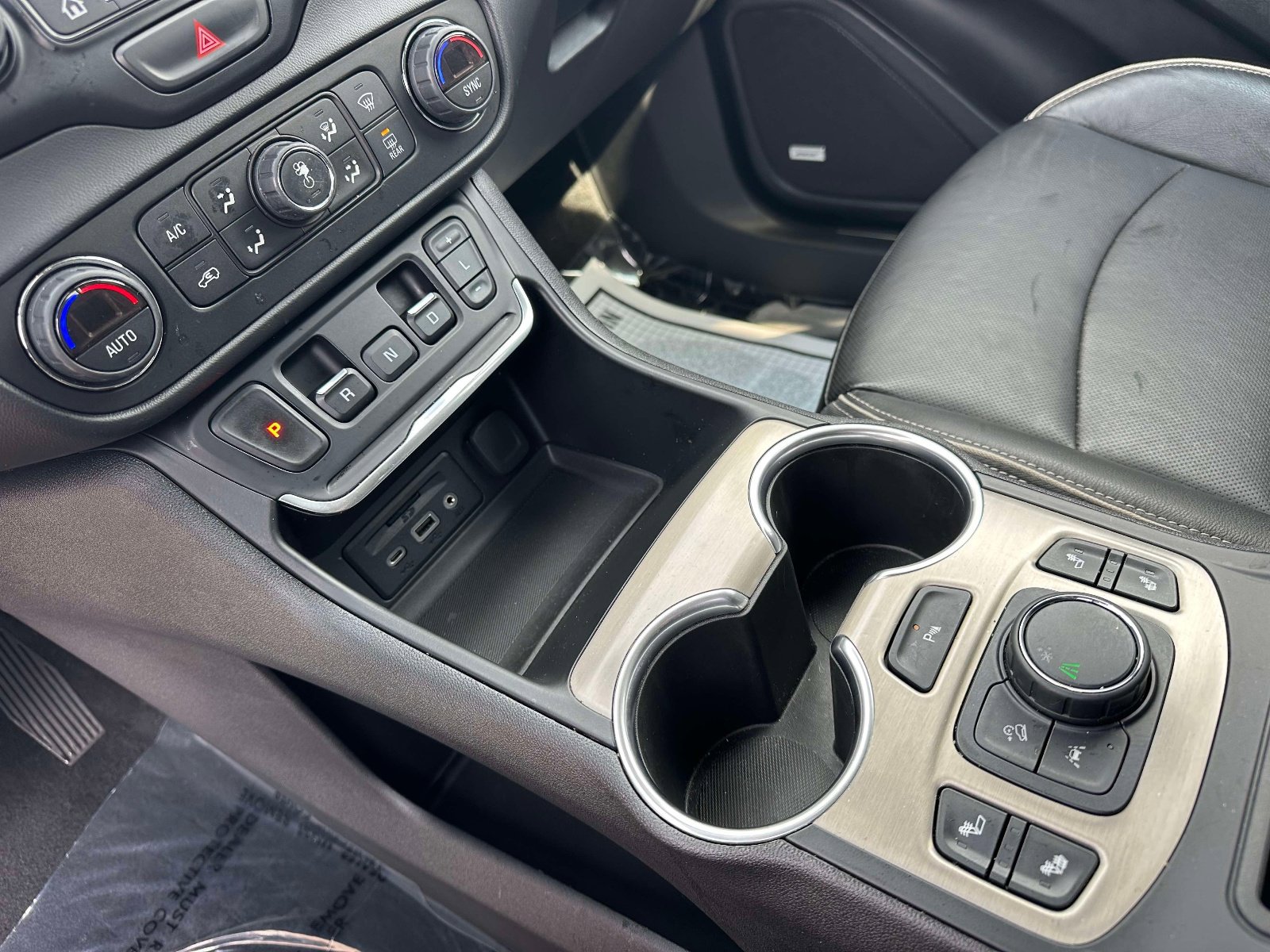 Used 2020 GMC Terrain Denali image 16