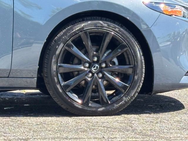Used 2023 MAZDA MAZDA3 s FWD image 3
