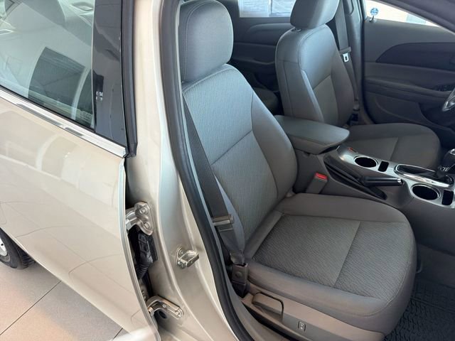 Used 2014 Chevrolet Malibu LS FWD image 18