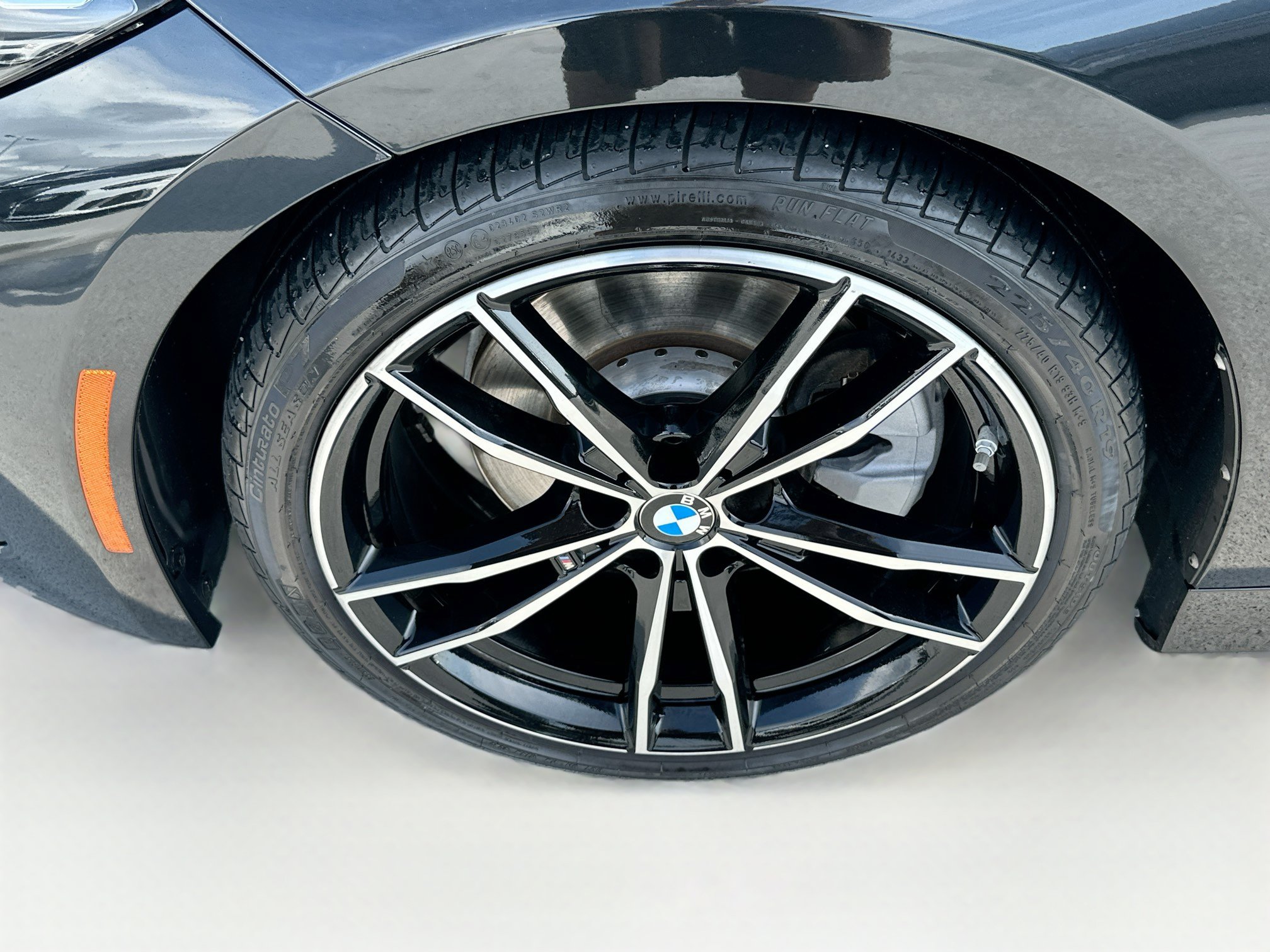 Used 2024 BMW 330i Sedan w/ M Sport Package RWD image 33