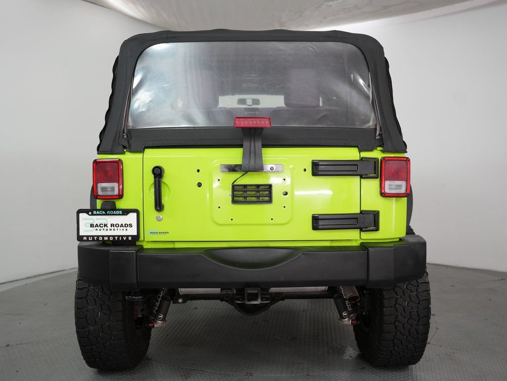 Used 2013 Jeep Wrangler Sport w/ Connectivity Group AWD/4WD image 8