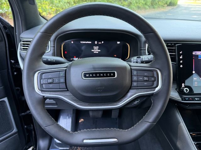 Used 2024 Jeep Wagoneer Series III AWD/4WD image 19