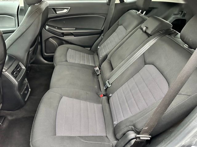 Certified 2021 Ford Edge SE image 8
