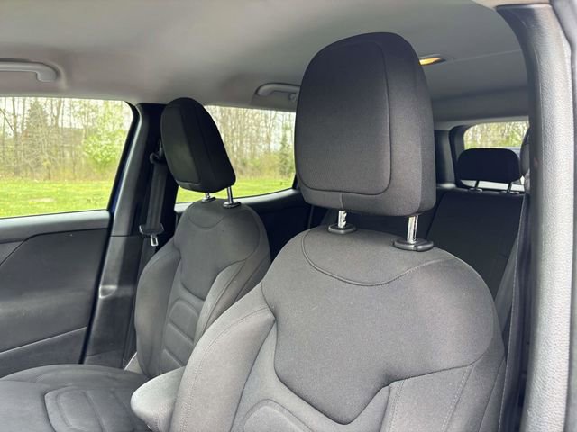Used 2018 Jeep Renegade Latitude image 6
