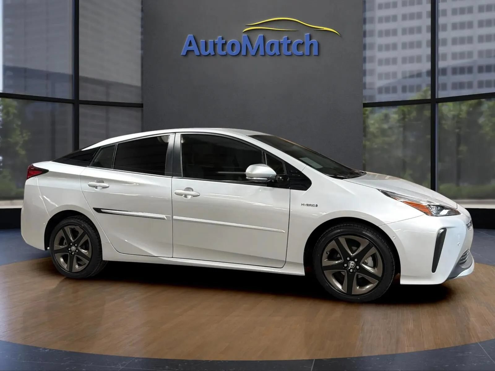 Used 2019 Toyota Prius Limited w/ Carpet Mat Package FWD image 14
