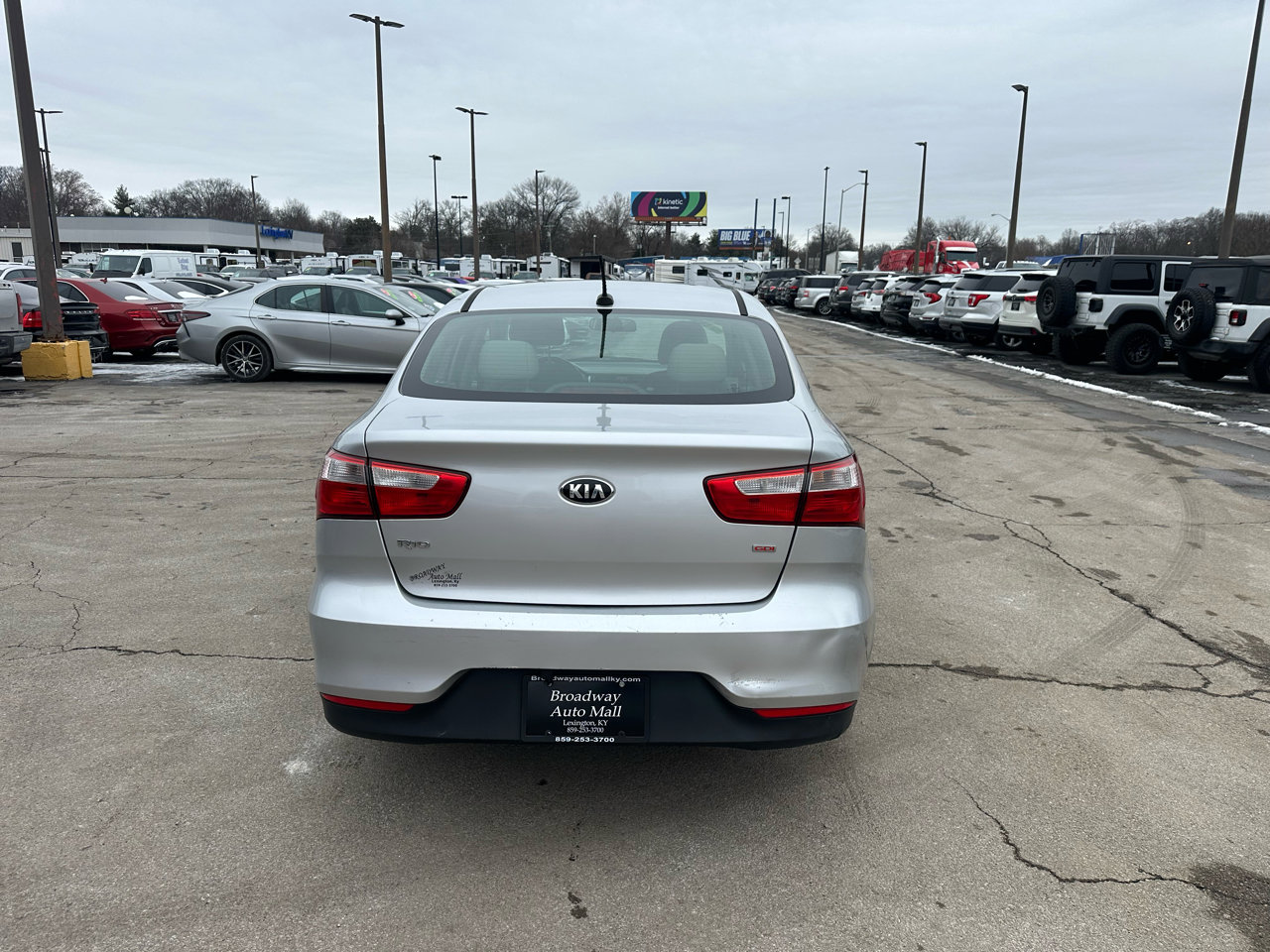 Used 2017 Kia Rio LX w/ Power Package image 4