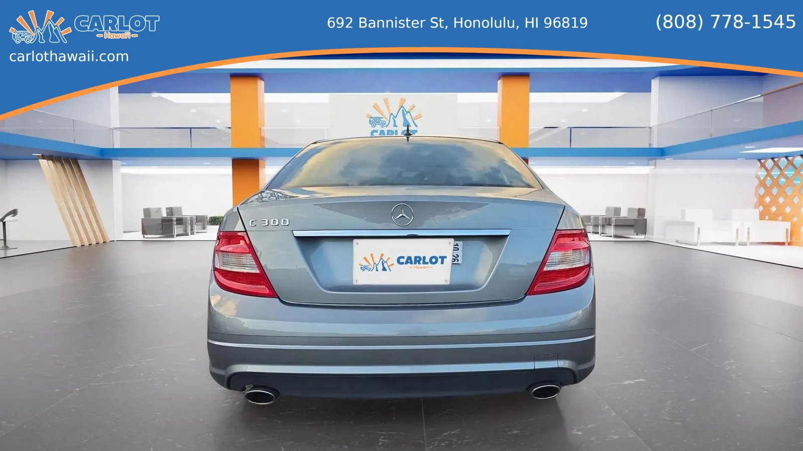 Used 2010 Mercedes-Benz C 300 Sedan w/ Dynamic Handling Pkg image 4