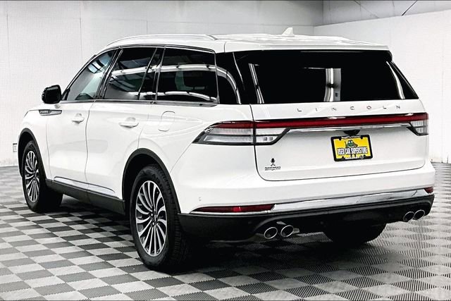 Used 2023 Lincoln Aviator Reserve w/ Elements Package Plus image 3