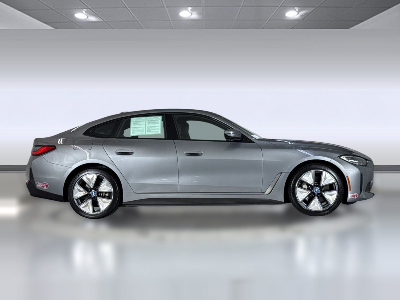 Certified 2023 BMW i4 eDrive40 w/ Premium Package RWD image 8
