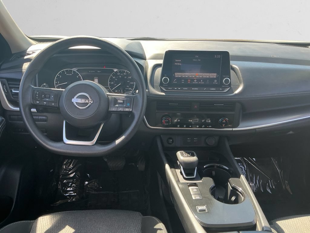 Used 2024 Nissan Rogue SV FWD image 10
