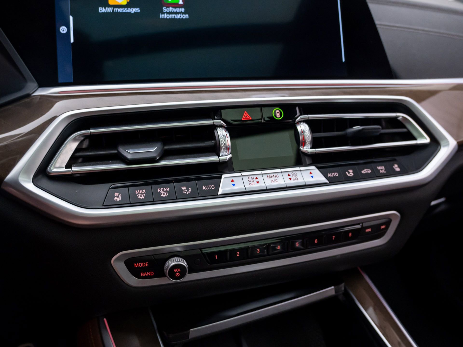 Certified 2023 BMW X5 M50i w/ Executive Package image 27