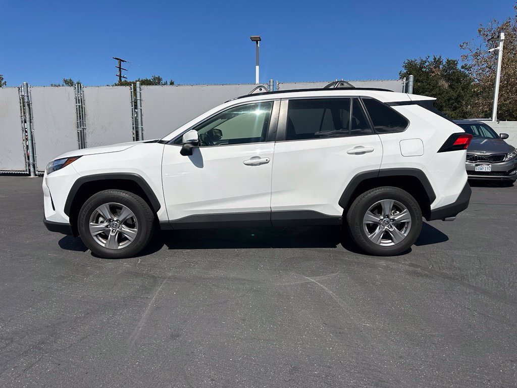 Used 2025 Toyota RAV4 XLE FWD image 2
