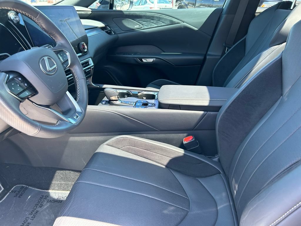 Used 2024 Lexus RX 500h F Sport w/ Convenience Package AWD/4WD image 11