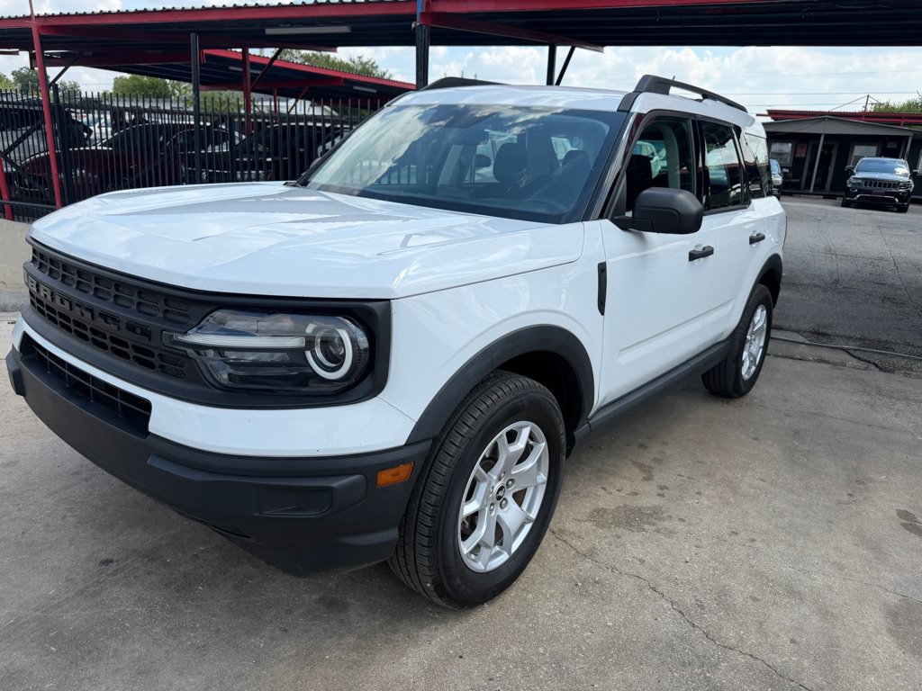 Used 2023 Ford Bronco Sport AWD/4WD image 1