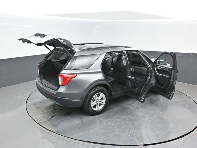 Used 2022 Ford Explorer XLT w/ Equipment Group 202A image 23