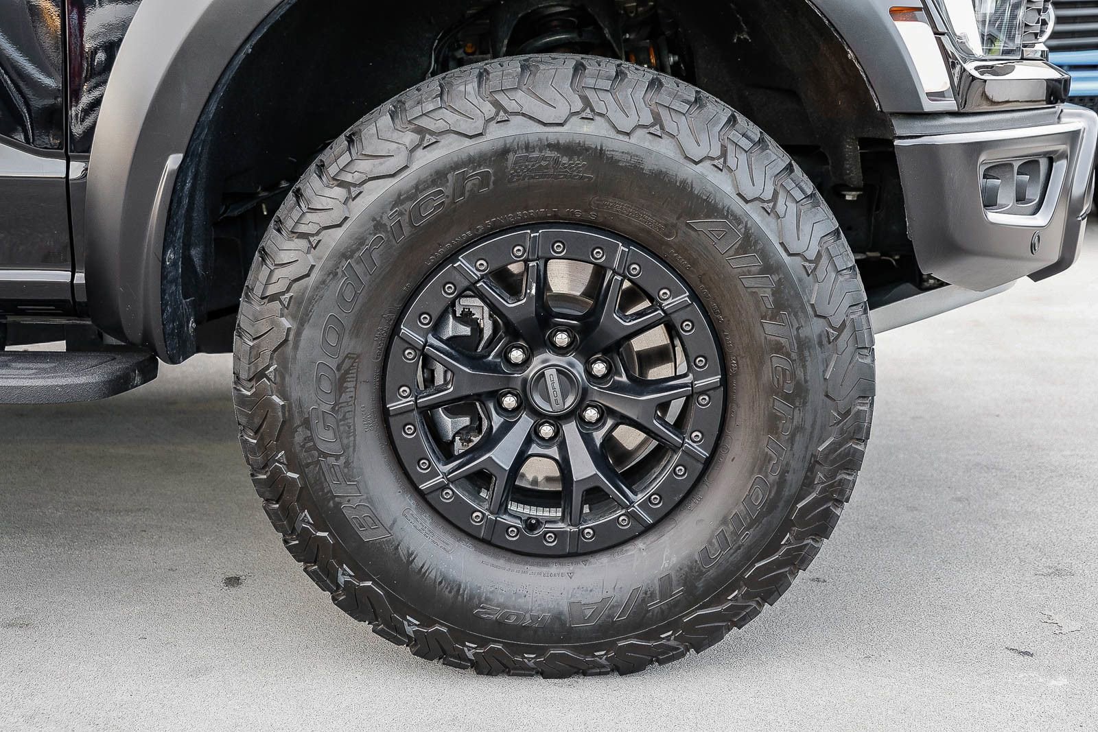 Used 2023 Ford F150 Raptor w/ Equipment Group 802A Raptor R AWD/4WD image 9