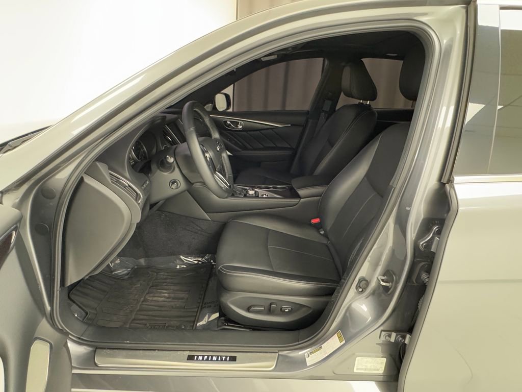 Used 2022 INFINITI Q50 Sensory image 10