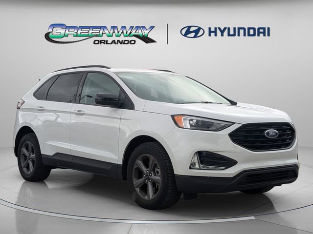Used 2024 Ford Edge SEL w/ Sport Appearance Package image 2