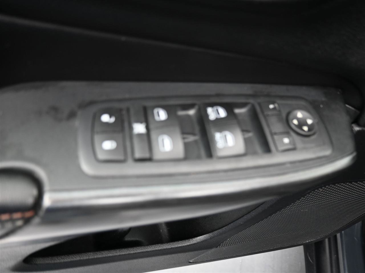 Used 2017 Jeep Cherokee 75th Anniversary image 15