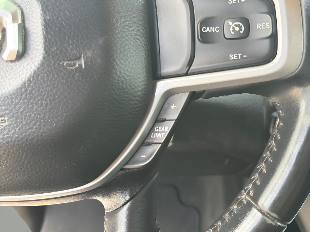 Used 2020 RAM 1500 Big Horn AWD/4WD image 29